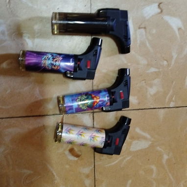 Mecheros/fosforeras muy útil para varios usos - Img 109998416