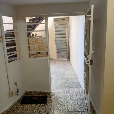 Se vende casa de 1 cuarto en SAN Agustín - 7/10