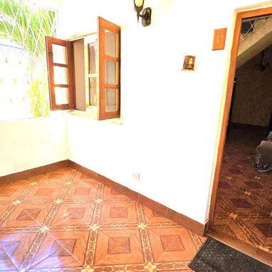 Casa de 2/4 y 1/2, 2 niveles, carposh, en Marianao (M-22) - Img 120144795
