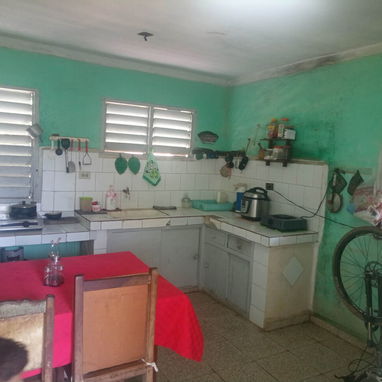 Vendo casa Amplica en Ramon Quintana con pozo propio en 6000 usd - 2/10
