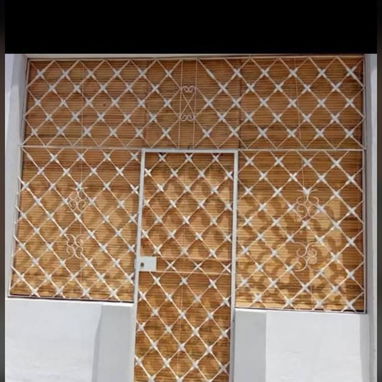 ¡Protege tu hogar del sol con estilo! Vendo cortinas de madera sólida, perfectas para controlar la luz y el calor. Ideal - 6/8