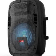 Bocina portátil JVC 15" + Trípode. 170 USD - Img 56520759
