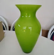 2 BÚCAROS VERDE MODERNOS de Cristal para decoración NUEVOS EN SU CAJA - Img 50400880