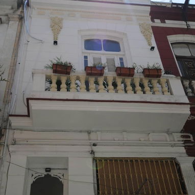 🌆🏛️ Casa colonial de renta en La Habana Vieja - Img 116848301