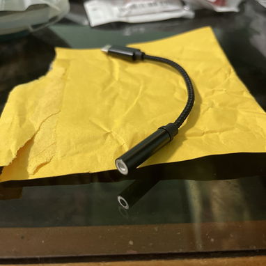 Adaptador tipo c a 3.5 plug Funciona con los Móviles de Gama Alta - Img 64680164