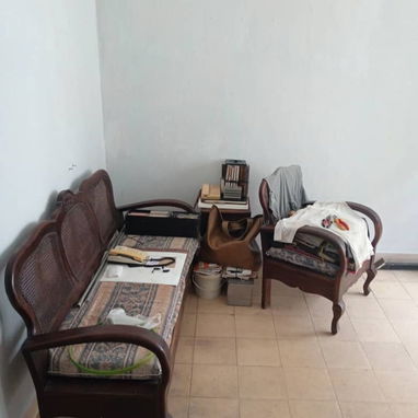 🏛*114-Apto en venta en el Vedado [ Es un interior de 1 planta,solamente de 3 casas ,esta queda arriba,placa libre ]* - Img 122990202