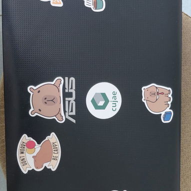 Laptop Asus de uso - 2/2