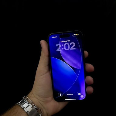 iPhone 15 - 4/4