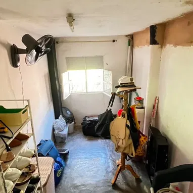 Casa de dos plantas en venta - 5/10