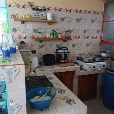 Se vende vivienda en xx aniversario punta brava..apartamento 3er piso interesados para mas detalles 55710233 - 7250572 - 3/3