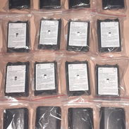[24/9, 4:24 p.m.] Ale (Hijo): Cajitas de pilas para mandos inalámbricos de xbox 360 nuevas. *Precio 750 cup (c/u) *Conta - Img 57906522