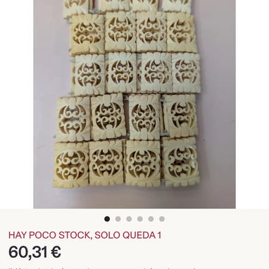 Pulsera de hueso, tiene un detalle en una de las piezas. - 2/2