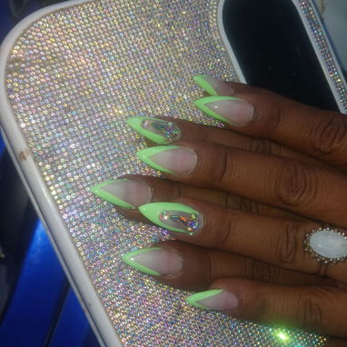 Servicio de manicura y pedicura - 7/9