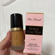 Bases de maquillaje Too Faced - Img 56364066