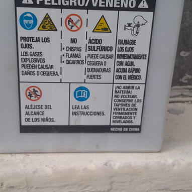 BATERÍA DE MOTO 12V SIN SERVICIAL - 2/3
