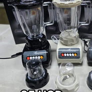 Freidora de aire 3.5 litros 1350 W UNIVERSAL ROYAL Licuadora (Batidora) cafetera alarma aplique - Img 55903693