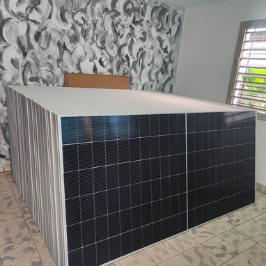 Panel solares BLUESUN HEX7 650W bifaciales monocristalinos. - Img 123478337