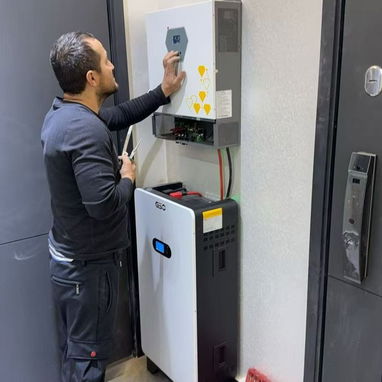 ⚡Instalación profesional de kits solares y servicios eléctricos generales. Máxima calidad garantizada. - 2/2