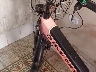 Bicicleta eléctrica con 3 meses de uso - Img main-image