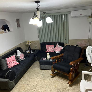 *¡OPORTUNIDAD EN MARIANAO! Casa amplia* - 2/10