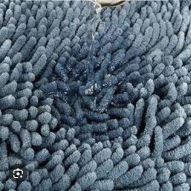 Alfombra de chenilla.(63cm de ancho x 88 cm de largo) - Img 123347105