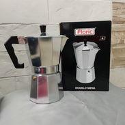 Cafetera de 6 tazas .. $10 - Img 56108222