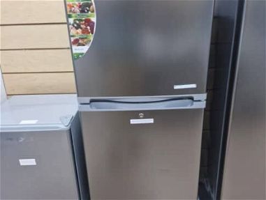 Refrigeradores de diferentes marcas y tamaños - Img 65581486