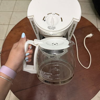 ☕️ SE VENDE: Cafetera Proctor Silex 12 Tazas. ¡Como Nueva! Precio de Remate 🔥 - Img 119649032