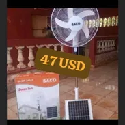 Ventilador de pedestal recargable con panel solar - Img 55350629