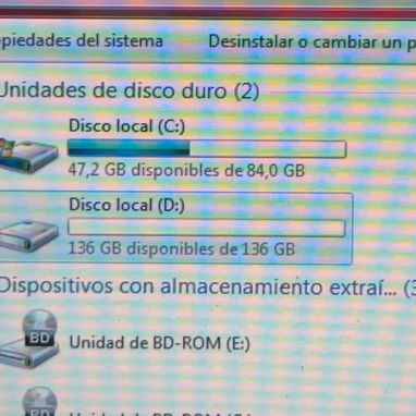 Mini Laptop Acer Equipo confiable con rendimiento ideal para algunos juegos y trabajos de programación informática. - 4/6