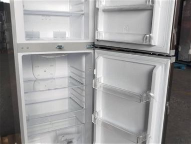 Frío Mielxus d 9 pies en 700  Refrigerador - Img 68654943
