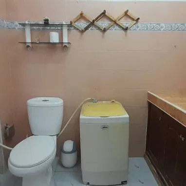 Apartamento en bajos 1 cuarto y medio patio Playa cerca 13y60 en 15mil 53582376 - Img 122902825