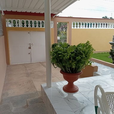 Se Vende Casa en Reparto Trigal, Boyeros, La Habana - Img 118523736