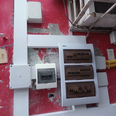 Se hacen trabajos de electricidad en su vivienda o negocio - Img 124926383