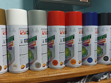 Pintura spray premium celladas colores varios ( el color es el mismo de la tapa) - Img 48967579