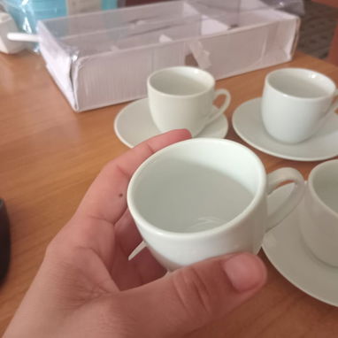 Juego de tazas para café con sus platos - 9/10