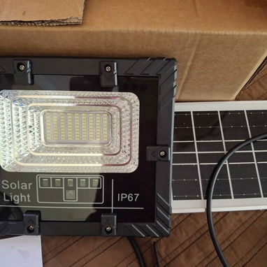 🔆 Lámpara Solar 100W + Panel Solar 3W. Batería: LiFePO4  de  3,2 V/1800mAh. IP67 - Img 117003852