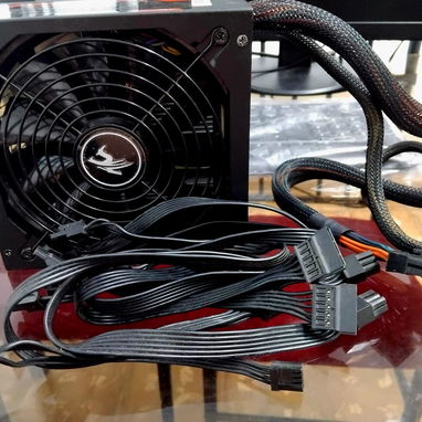 Fuente Semimodular Extreme 650W - 2/3