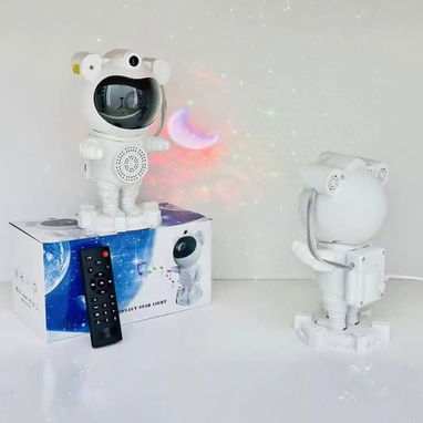Proyector astronauta 👨🏼‍🚀 de galaxia 🌌 con bocina para conectar bluetooth.  25 Usd - 4/4