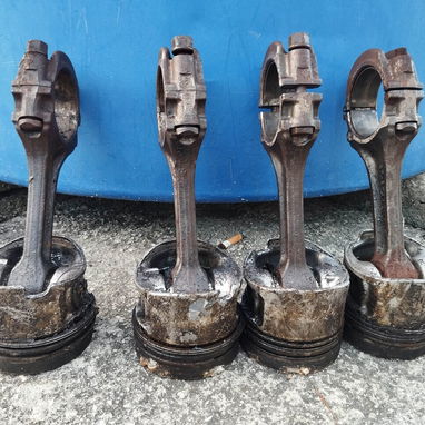 VENDO PISTONES DE NISSAN LD23 - Img 127104259
