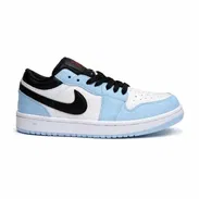 TENIS NIKE AIR JORDAN AZUL CON BLANCO Y NEGRO - Img 56821370
