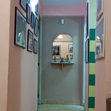Apartamento de construcción capitalista de 48 m² en primer piso. - Img 96874900