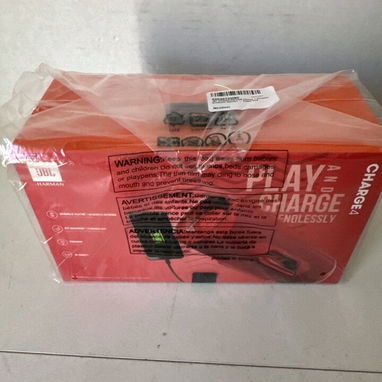 Altavoz Bluetooth portátil JBL Charge 4, color rojo, nuevo y en caja sellada. - 2/5
