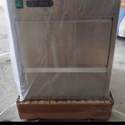 Maquina de hielo de 27 kg de hielo diarios nueva en caja - Img 55537192