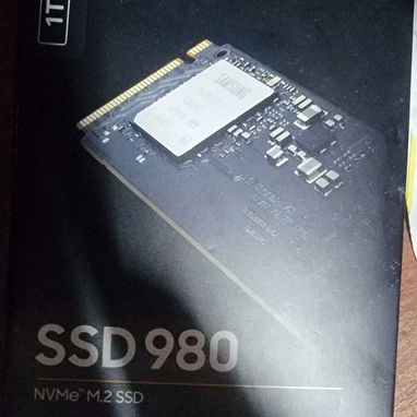 I5 10ma+32gb ram, fuente 850w+NVMe M.2 1tera - Img 123552962