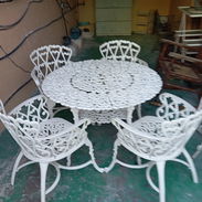Vendo mesa de Terraza o de jardín con 4 butacas con brazos. - Img 56429105