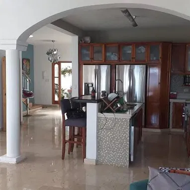 CASA EN VENTA - 2/10