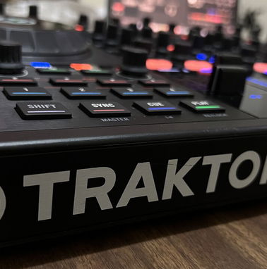 Controlador para Dj NI Traktor Kontrol S4 - Img 91053055