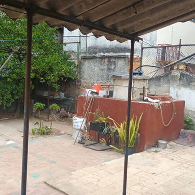 Venta casa placa libre y patio 2 cuartos Playa 25mil 53582376 - Img 118123554