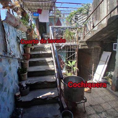 VENDO CASA 🏠 EN GUANABACOA POR LA BODEGA DE LOS CRISTALES CON COSAS DENTRO NO DUDE EN LLAMAR Y PREGUNTAR - 9/10